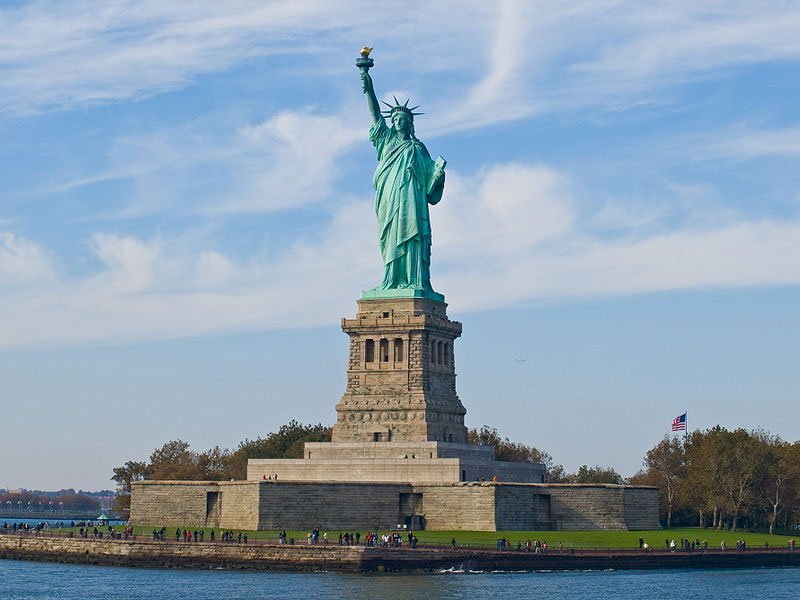 Tượng nữ thần tự do trên đảo Liberty tại cảng New York, Mỹ