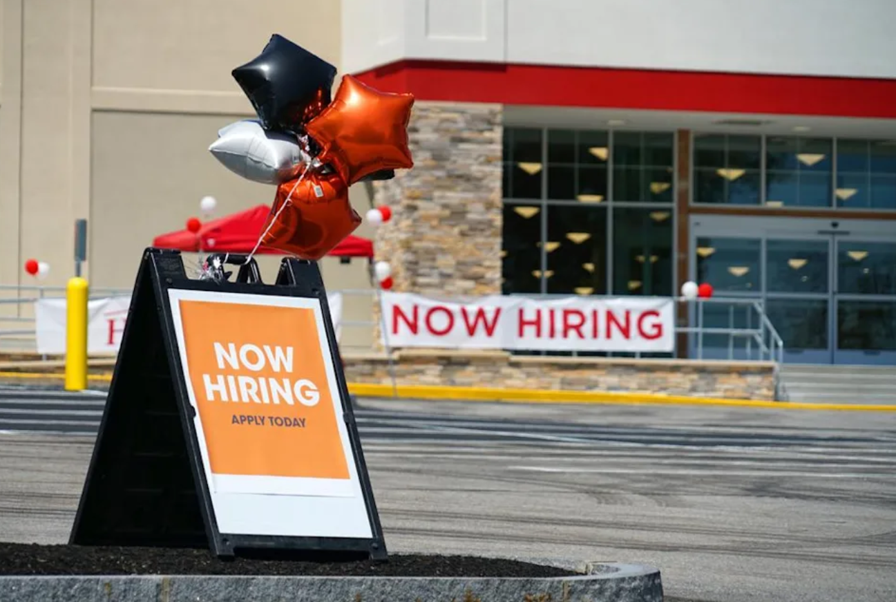 Mỹ có thêm 390.000 việc làm trong tháng 5, tỷ lệ thất nghiệp ổn định ở mức 3,6%
